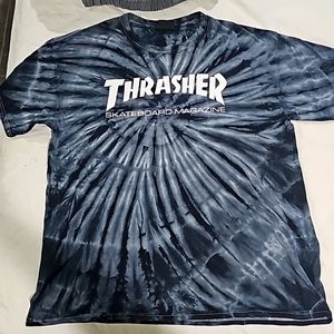 THRASHER SIZE M
